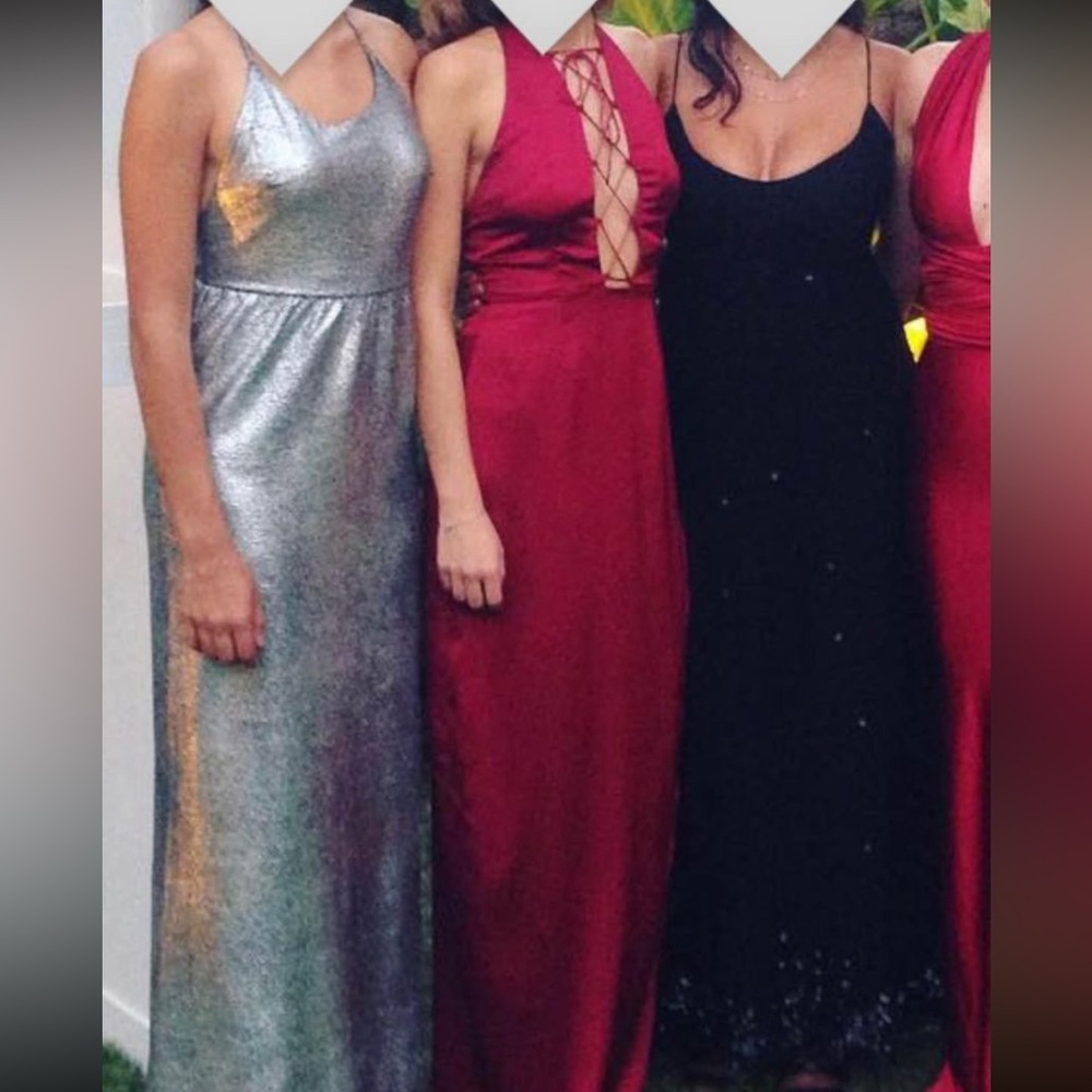 Middle red maxi dress